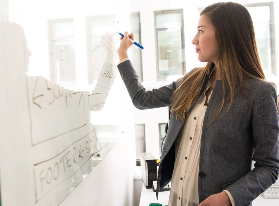 Cómo ahorrar en gastos de oficina y aumentar la rentabilidad de tu empresa